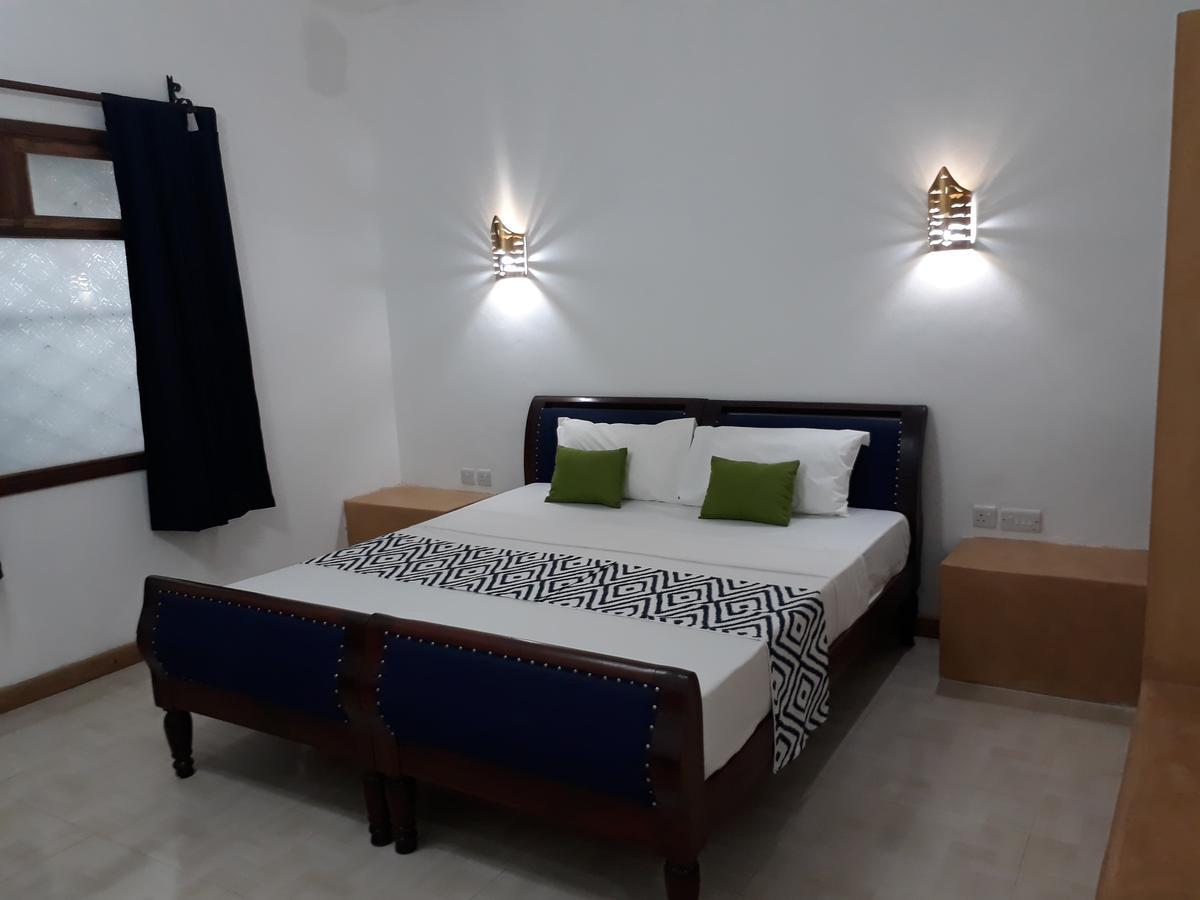 27 Cafe Zanzibar Airport Hotel Екстер'єр фото